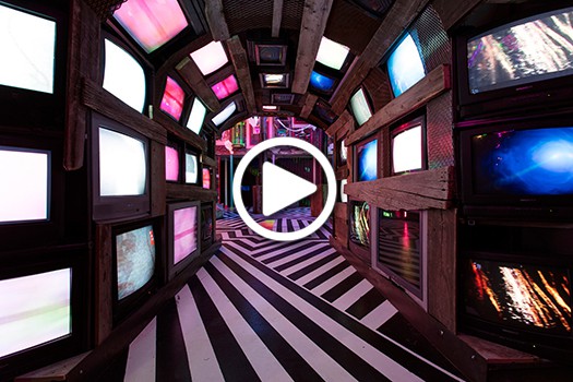 WATCH: This Trippy Art Exhibit Will Catapult You To A Different Realm WATCH: This Trippy Art Exhibit Will Catapult You To A Different Realm